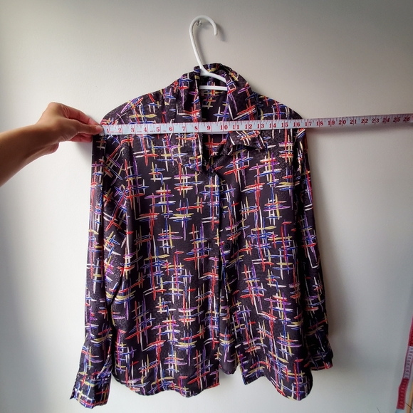 90s Vintage Satin Button Up Blouse - Picture 8 of 12